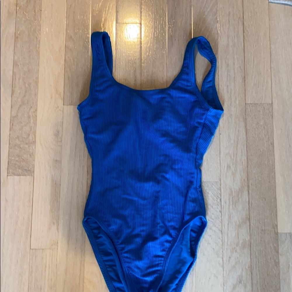 One piece bathing suit